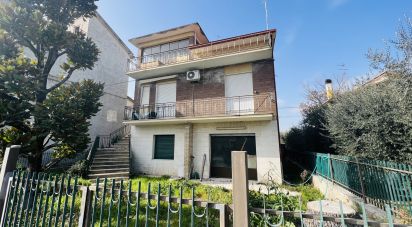 Appartamento 5 locali di 100 m² a Sant'Elpidio a Mare (63811)