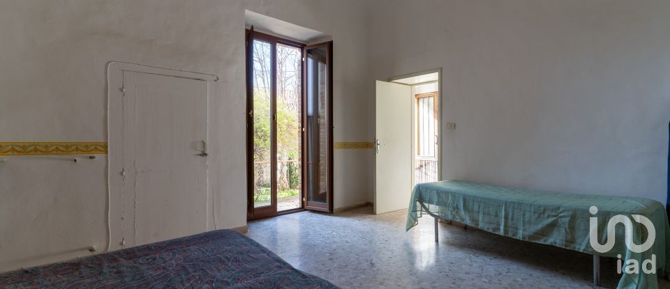 Casa indipendente / Villa 30 locali di 800 m² in Roseto degli Abruzzi (64026)