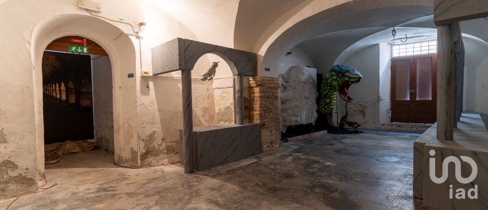 Casa indipendente / Villa 30 locali di 800 m² in Roseto degli Abruzzi (64026)