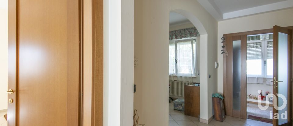 Casa indipendente 5 locali di 200 m² in Filottrano (60024)