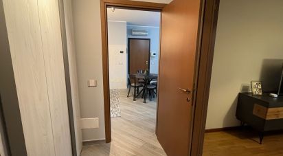 Two-room apartment of 65 m² in Milano (20125)