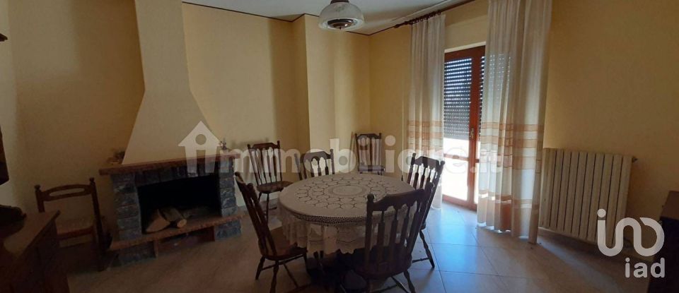 Casa indipendente / Villa 7 locali di 336 m² in Nereto (64015)