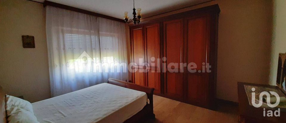 Casa indipendente / Villa 7 locali di 336 m² in Nereto (64015)