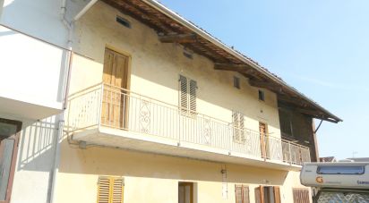 Casa 7 locali di 200 m² in Alice Castello (13040)