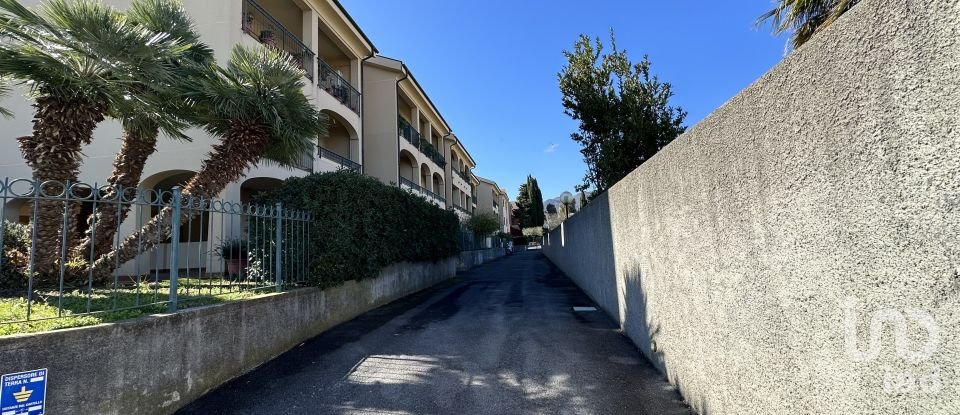 Posto auto di 20 m² in Loano (17025)