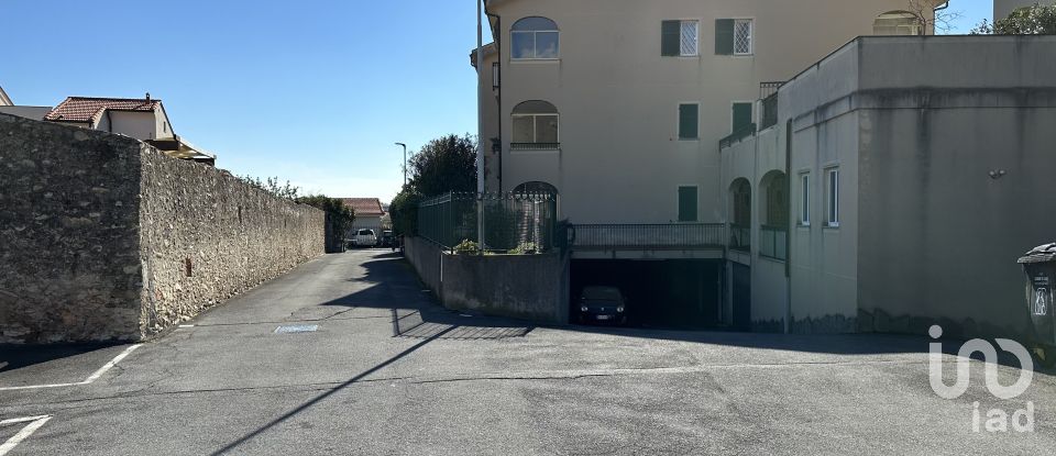 Parking of 20 m² in Loano (17025)