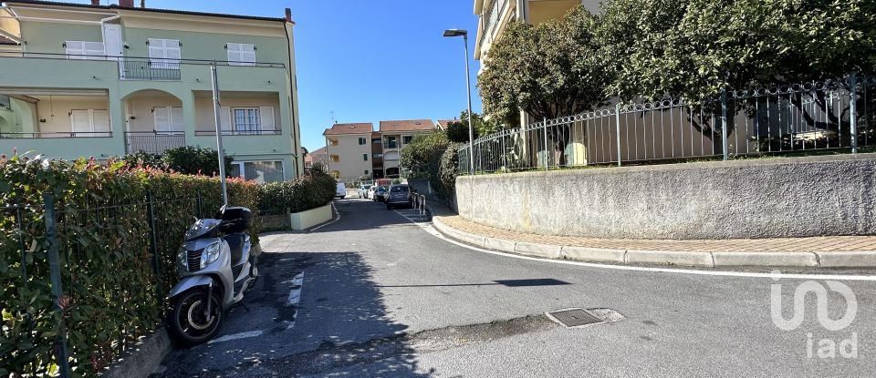 Posto auto di 20 m² in Loano (17025)