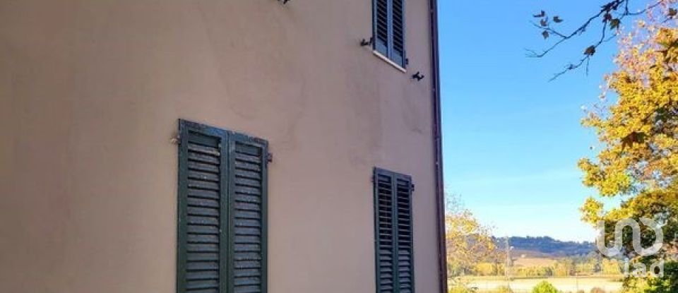 Casa indipendente / Villa 7 locali di 218 m² in Montalto delle Marche (63068)