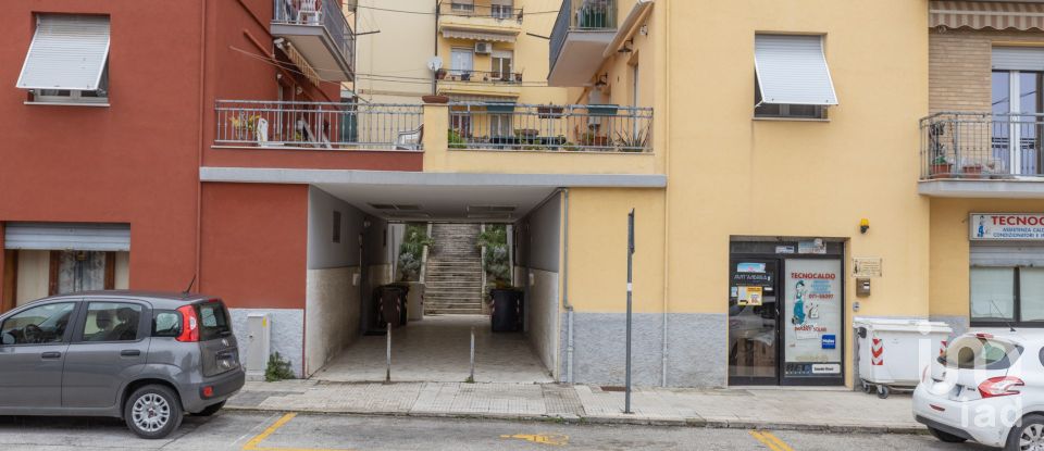 Quadrilocale di 85 m² a Ancona (60122)