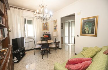 Appartamento 5 locali di 60 m² a Genova (16156)