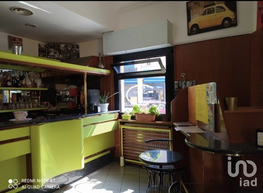 Bar di 61 m² in Corsico (20094)
