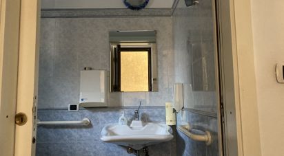 Bar of 61 m² in Corsico (20094)