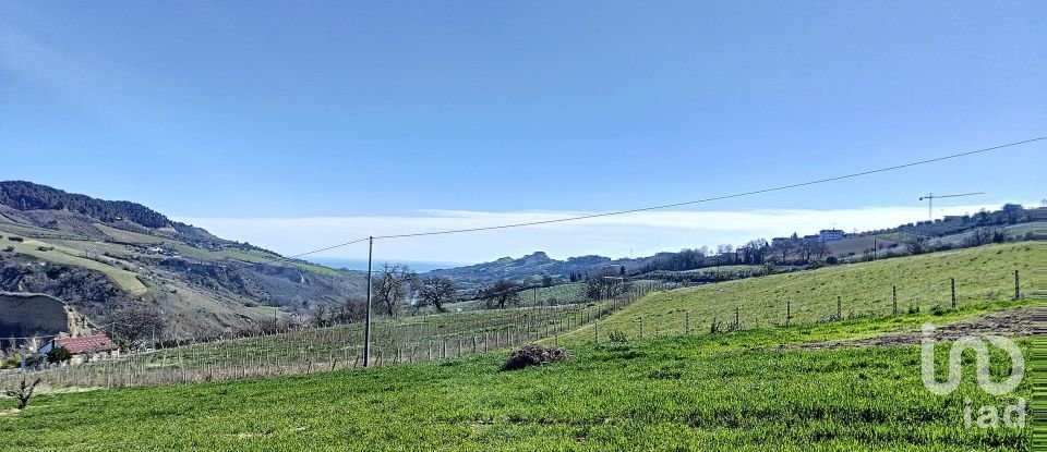 Farm 6 rooms of 160 m² in Monteprandone (63076)