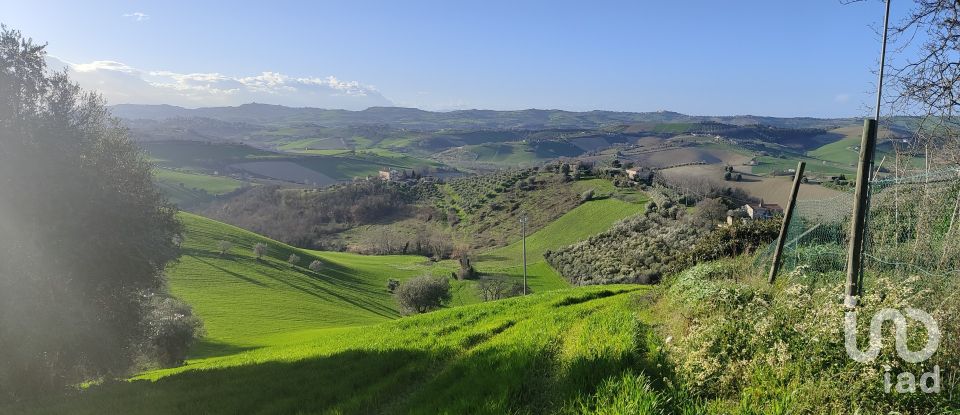 Casa indipendente 8 locali di 330 m² in Ponzano di Fermo (63845)