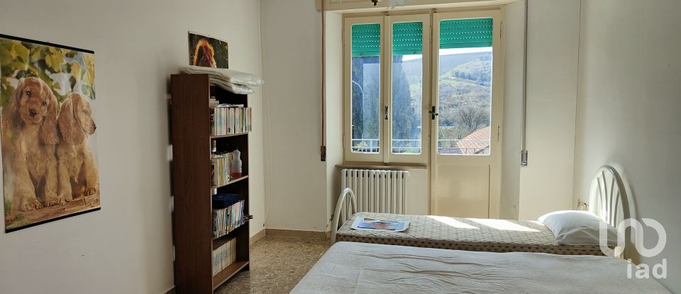 Casa indipendente / Villa 8 locali di 272 m² in Cossignano (63067)