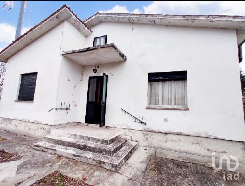 Casa 5 locali di 95 m² in Montebelluna (31044)
