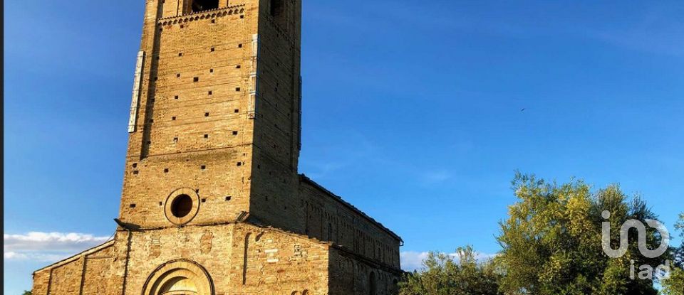 Casa indipendente 8 locali di 330 m² in Ponzano di Fermo (63845)