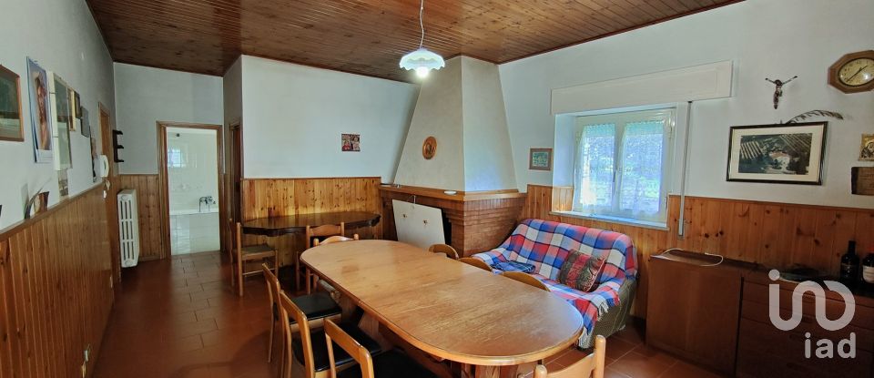 Casa indipendente / Villa 8 locali di 272 m² in Cossignano (63067)