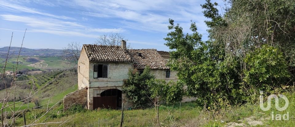 Casa indipendente 8 locali di 330 m² in Ponzano di Fermo (63845)