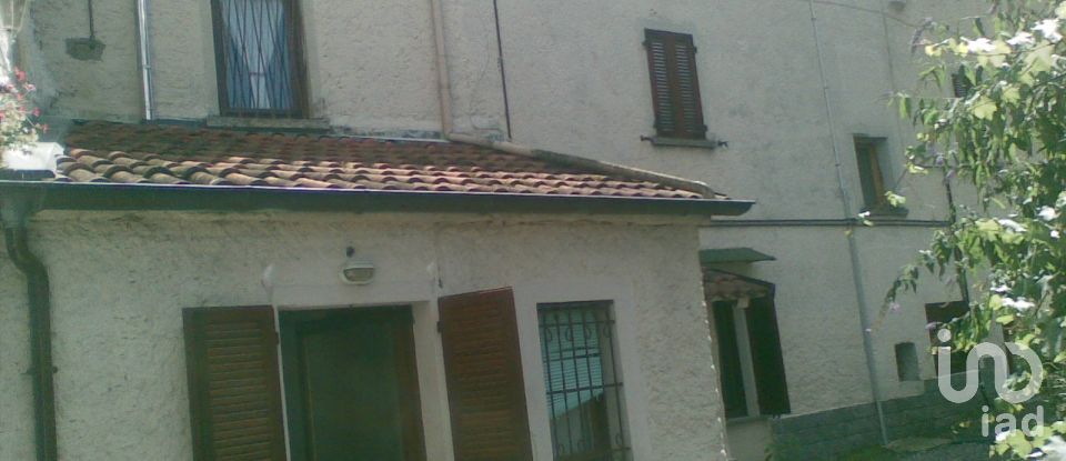 House 12 rooms of 388 m² in Brovello-Carpugnino (28833)