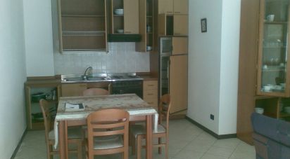 Attività locali di 388 m² in Brovello-Carpugnino (28833)