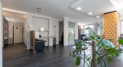 Attività locali di 144 m² in Macerata (62100)