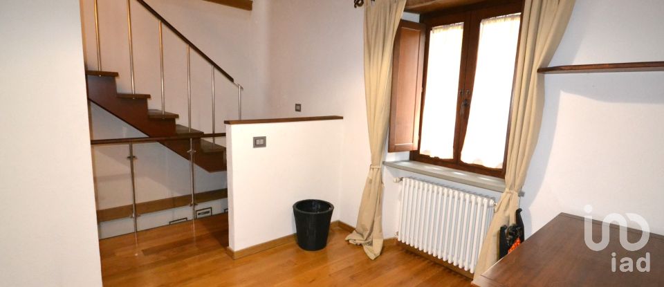 Casa indipendente 8 locali di 190 m² in Tiglieto (16010)