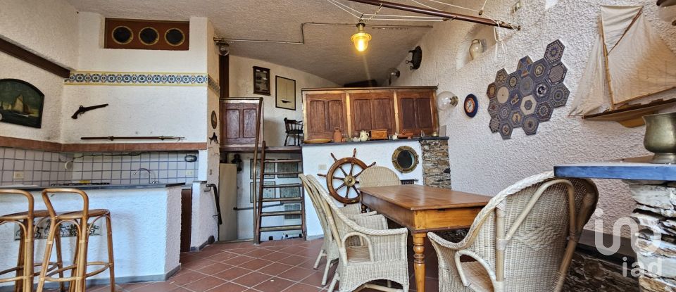 Appartamento 5 locali di 174 m² a Arenzano (16011)