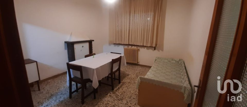 Four-room apartment of 160 m² in Porto Sant'Elpidio (63821)