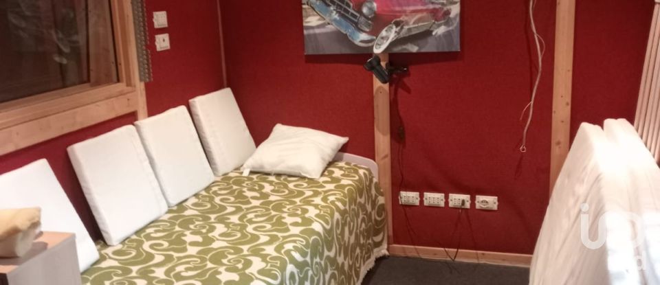 Casale 5 locali di 95 m² in Senigallia (60010)