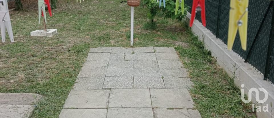 Casale 5 locali di 95 m² in Senigallia (60010)