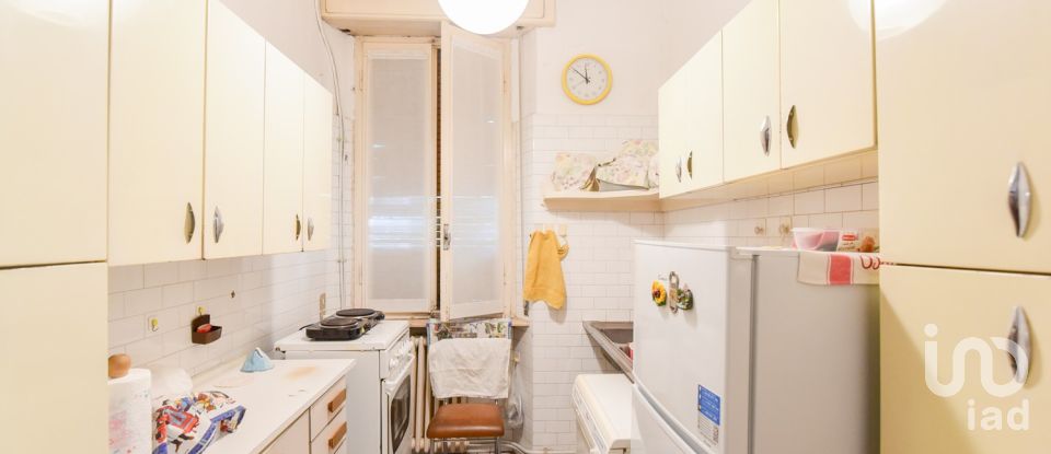 Casale 11 locali di 270 m² in Cantù (22063)