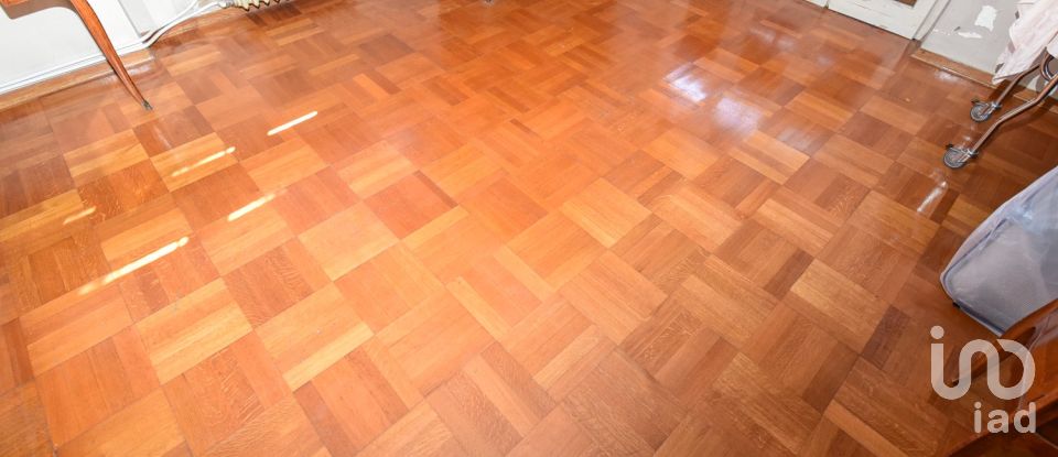 Casale 11 locali di 270 m² in Cantù (22063)