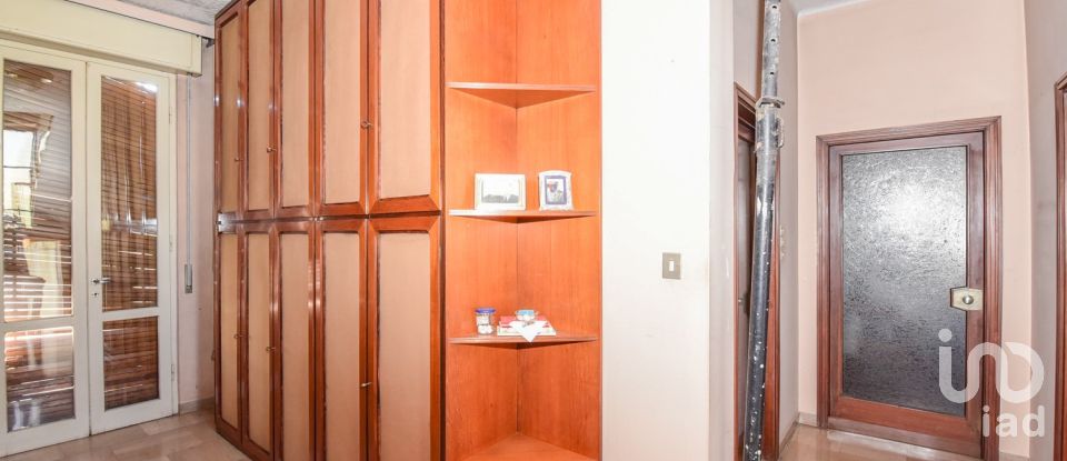 Casale 11 locali di 270 m² in Cantù (22063)