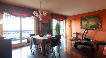 Appartamento 5 locali di 184 m² a Milano (20153)