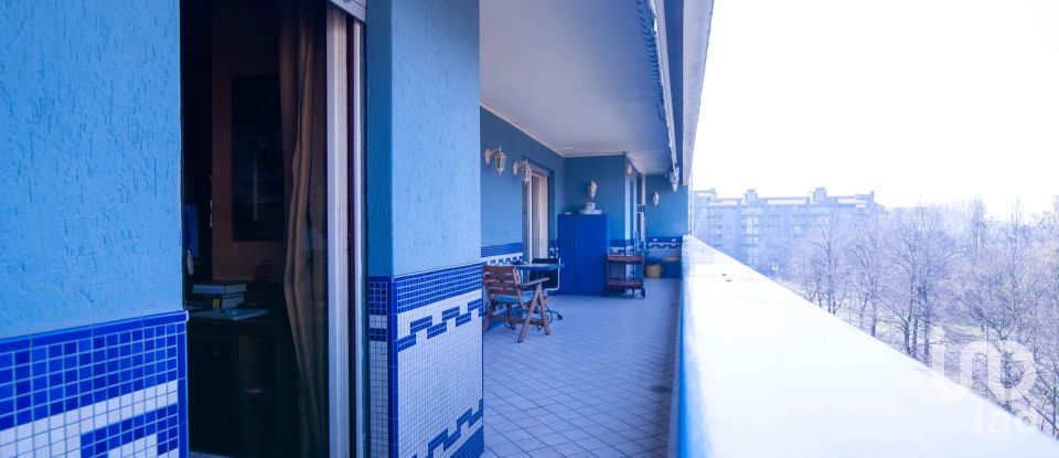Appartamento 5 locali di 184 m² a Milano (20153)