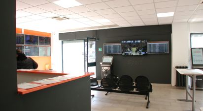 Negozio / locale commerciale di 140 m² in Milano (20161)