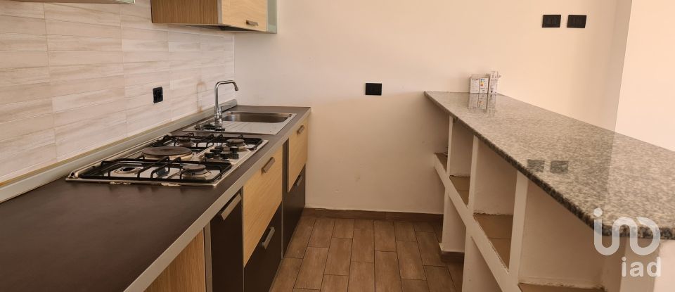 Apartment 5 rooms of 80 m² in Gizzeria (88040)