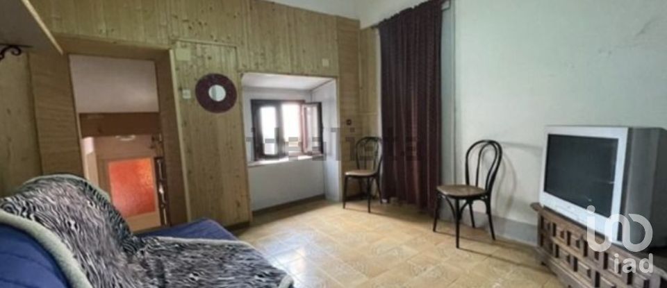 House 3 rooms of 147 m² in Popoli (65026)