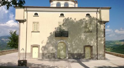 Hotel-ristorante di 768 m² in Civitanova del Sannio (86094)