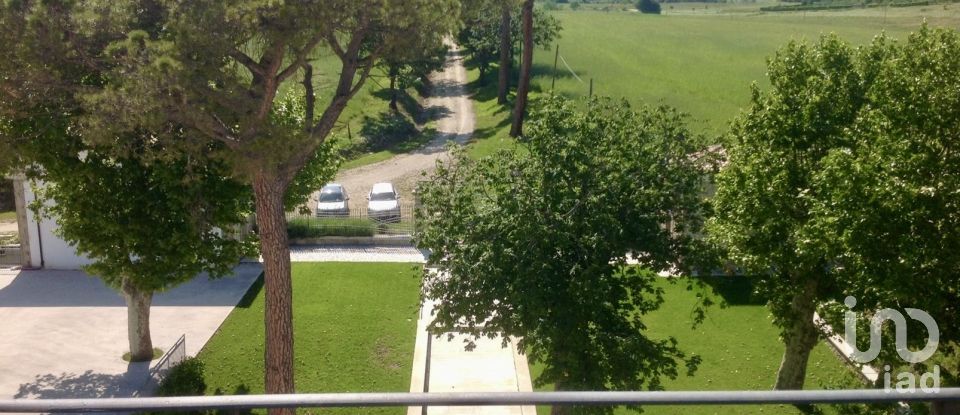 Hotel-restaurant of 768 m² in Civitanova del Sannio (86094)