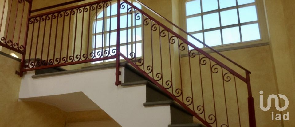 Hotel-restaurant of 768 m² in Civitanova del Sannio (86094)