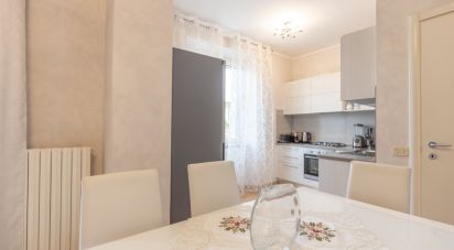 Three-room apartment of 94 m² in Camerano (60021)