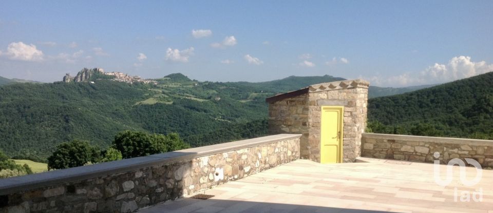 Villa storica 6 locali di 765 m² in Civitanova del Sannio (86094)