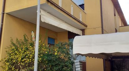 Town house 10 rooms of 240 m² in Porto Sant'Elpidio (63821)