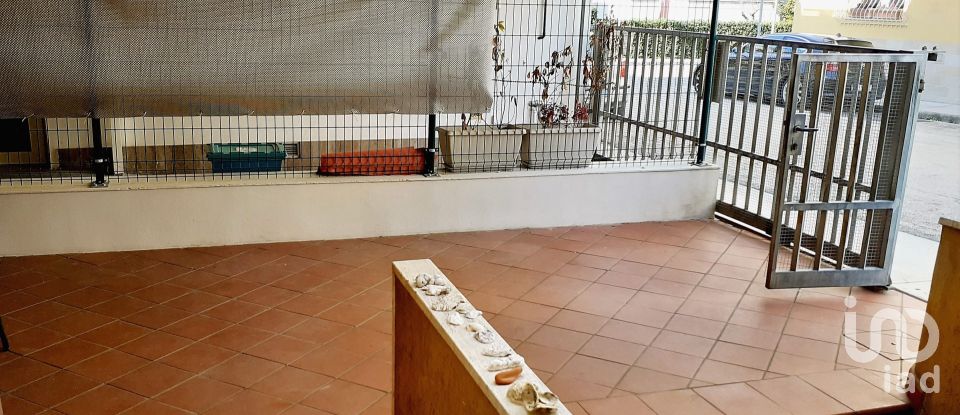 Townhouse 10 rooms of 240 m² in Porto Sant'Elpidio (63821)