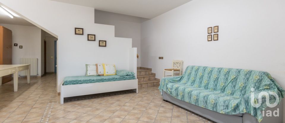 Villa a schiera 8 locali di 250 m² in Filottrano (60024)