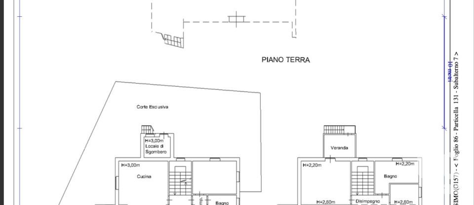 Farm 8 rooms of 269 m² in Osimo (60027)