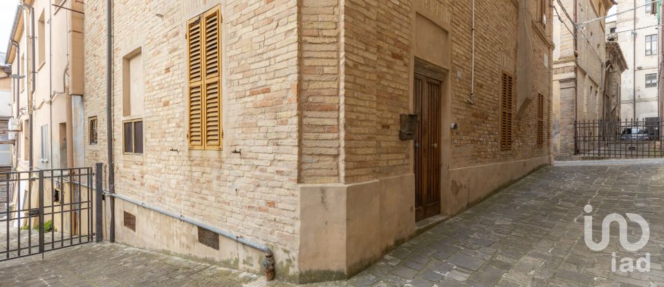Town house 5 rooms of 162 m² in Filottrano (60024)