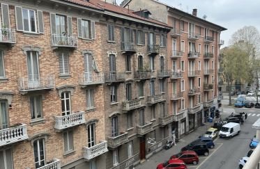 Two-room apartment of 47 m² in Torino (10143)